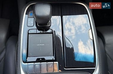 Седан Lexus LS 2018 в Киеве