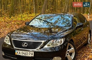 Седан Lexus LS 2007 в Луцке