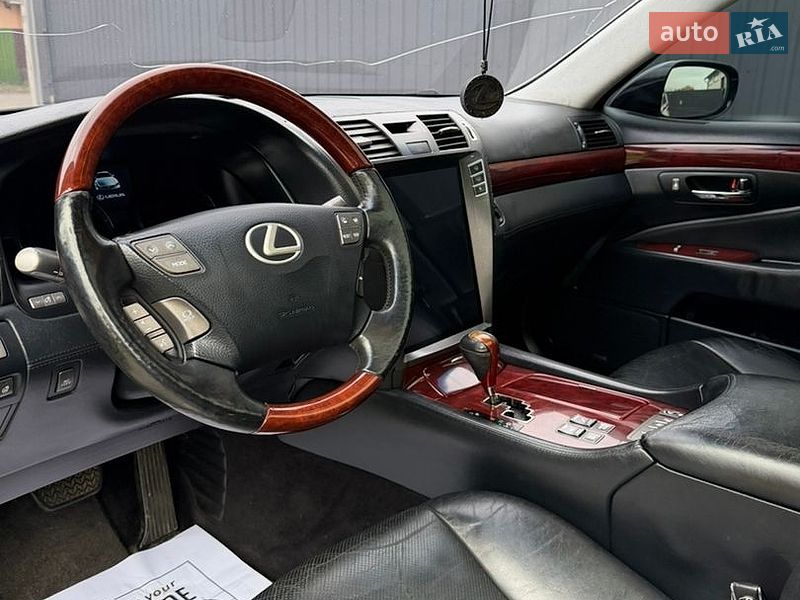 Седан Lexus LS 2007 в Хмельницком