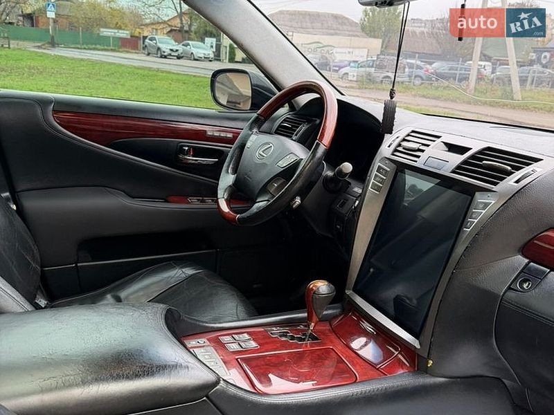 Седан Lexus LS 2007 в Хмельницком