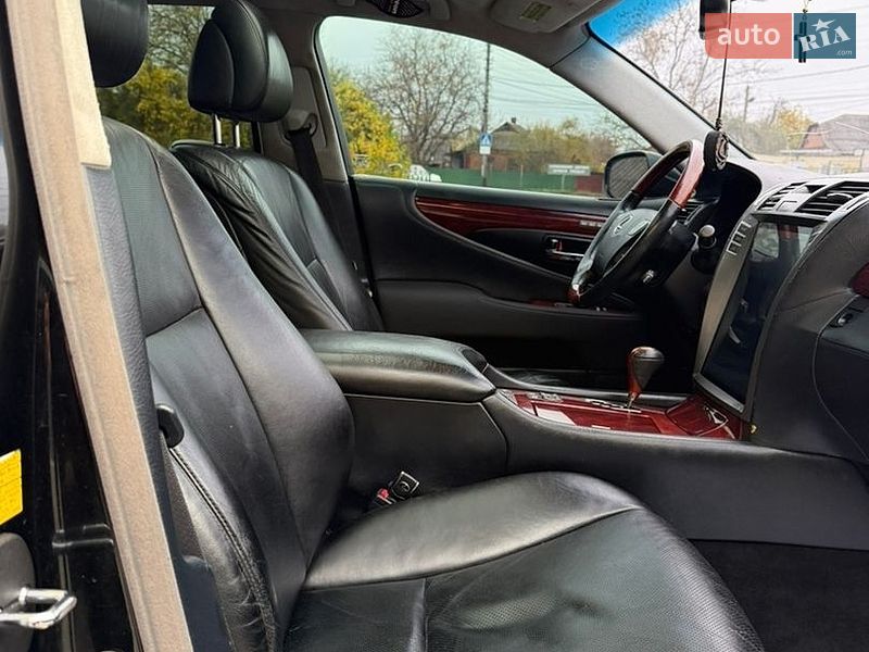 Седан Lexus LS 2007 в Хмельницком