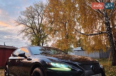 Седан Lexus LS 2018 в Киеве