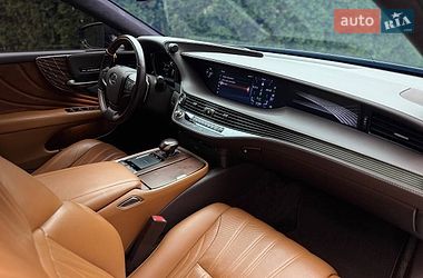 Седан Lexus LS 2018 в Києві