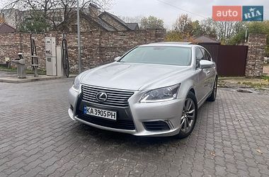 Седан Lexus LS 2013 в Львове фото Седан Lexus LS 2013 в Львове