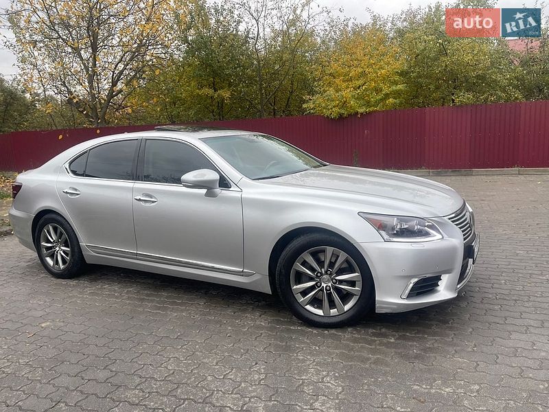 Седан Lexus LS 2013 в Львове фото 11 Седан Lexus LS 2013 в Львове