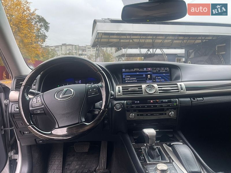 Седан Lexus LS 2013 в Львове фото 24 Седан Lexus LS 2013 в Львове