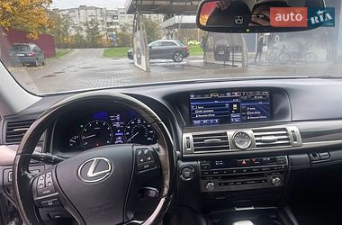 Седан Lexus LS 2013 в Львові