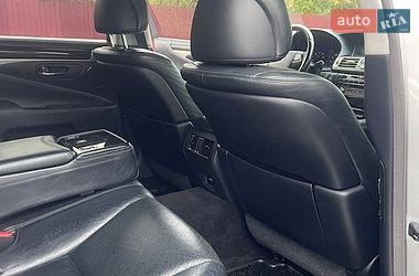 Седан Lexus LS 2013 в Львове фото 42 Седан Lexus LS 2013 в Львове