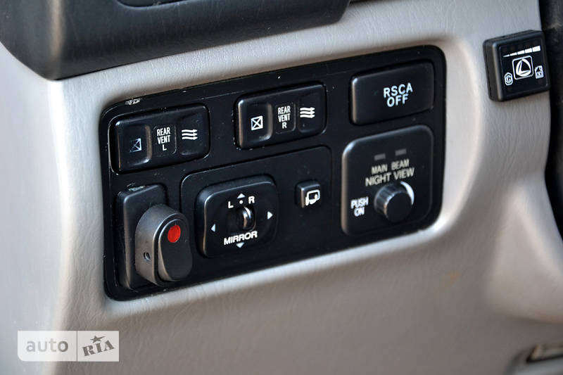 Внедорожник / Кроссовер Lexus LX 2003 в Житомире