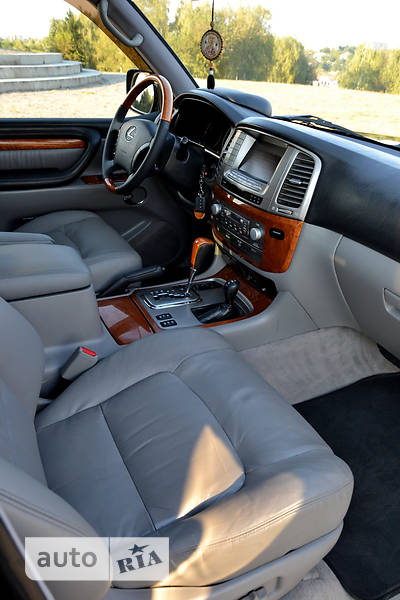 Внедорожник / Кроссовер Lexus LX 2003 в Житомире