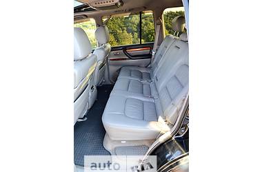 Внедорожник / Кроссовер Lexus LX 2003 в 