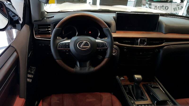 Внедорожник / Кроссовер Lexus LX 2015 в Киеве
