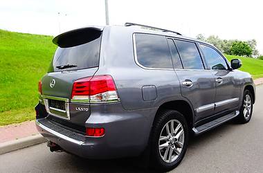 Внедорожник / Кроссовер Lexus LX 2014 в Киеве