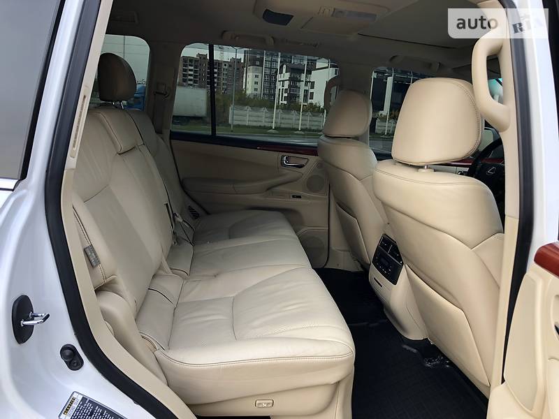 Внедорожник / Кроссовер Lexus LX 2008 в Киеве