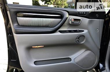 Внедорожник / Кроссовер Lexus LX 2007 в 