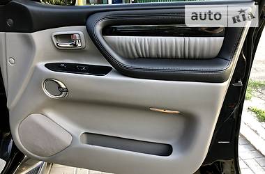 Внедорожник / Кроссовер Lexus LX 2007 в 