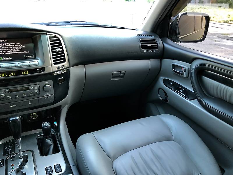 Позашляховик / Кросовер Lexus LX 2007 в Дніпрі