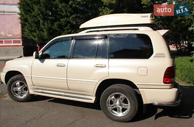 Позашляховик / Кросовер Lexus LX 2006 в 