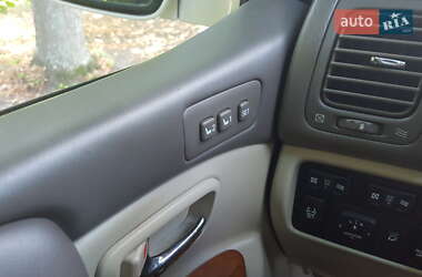 Позашляховик / Кросовер Lexus LX 2006 в 