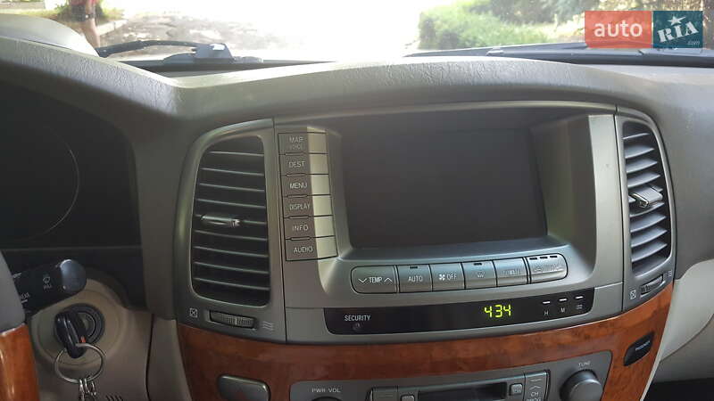 Внедорожник / Кроссовер Lexus LX 2006 в Умани