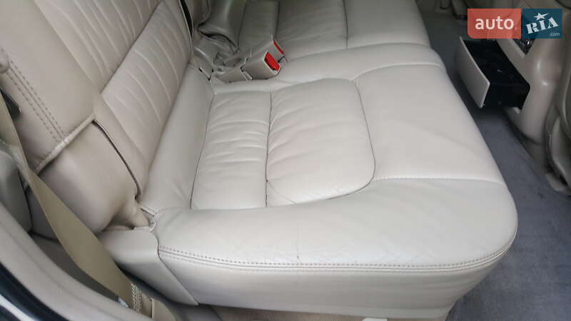 Внедорожник / Кроссовер Lexus LX 2006 в Умани