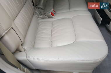 Позашляховик / Кросовер Lexus LX 2006 в 