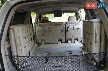 Позашляховик / Кросовер Lexus LX 2006 в 