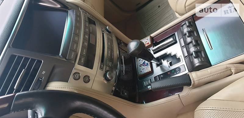 Позашляховик / Кросовер Lexus LX 2011 в Харкові