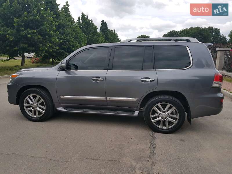 Позашляховик / Кросовер Lexus LX 2012 в Умані