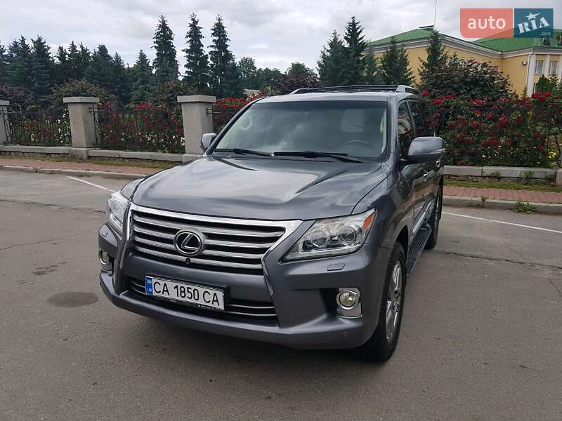 Позашляховик / Кросовер Lexus LX 2012 в Умані