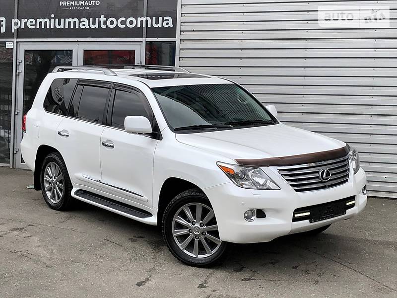 Позашляховик / Кросовер Lexus LX 2011 в Києві