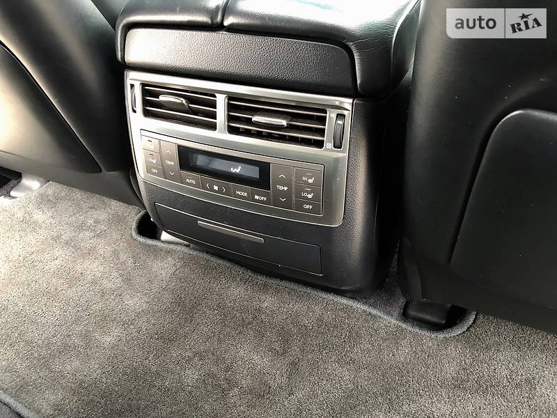 Позашляховик / Кросовер Lexus LX 2011 в Києві