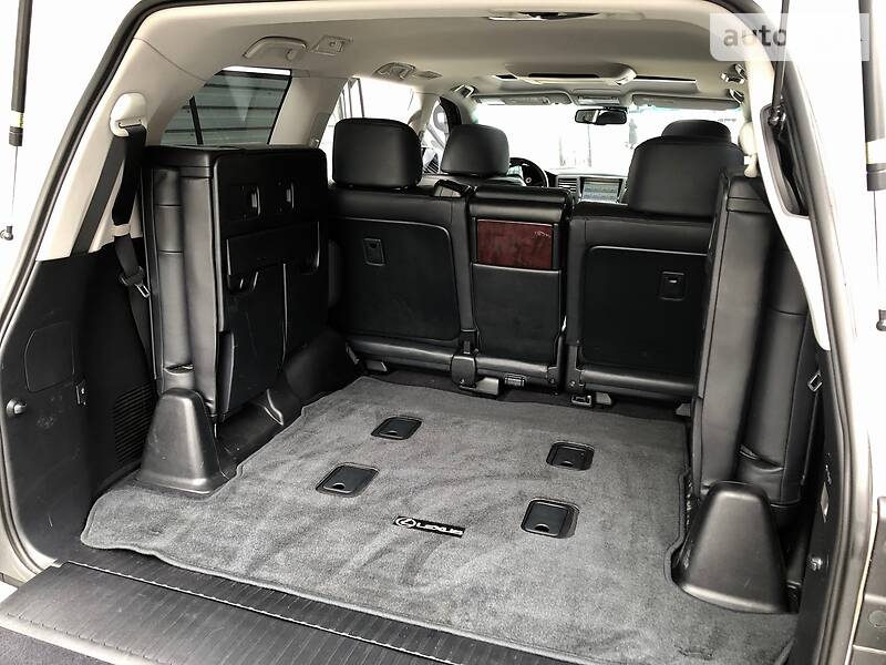 Позашляховик / Кросовер Lexus LX 2011 в Києві