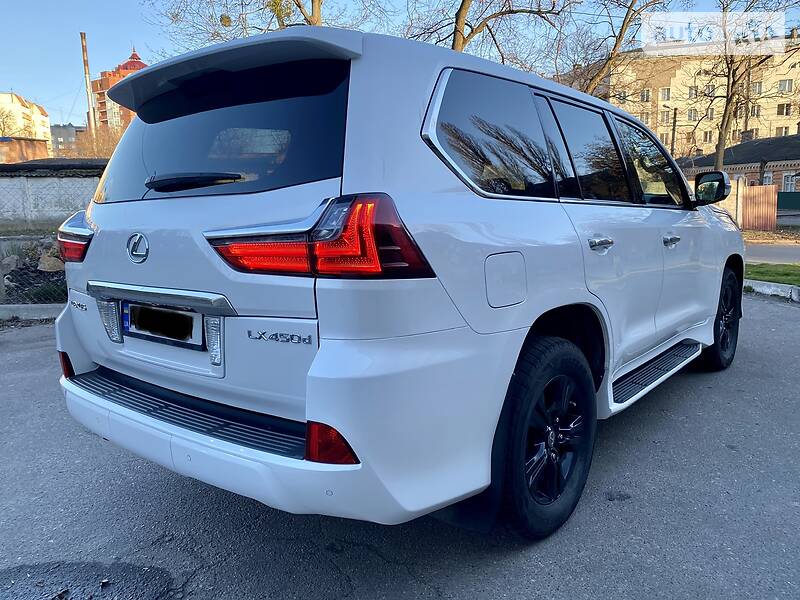 Позашляховик / Кросовер Lexus LX 2017 в Києві фото 19 Позашляховик / Кросовер Lexus LX 2017 в Києві