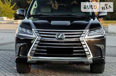 Позашляховик / Кросовер Lexus LX 2017 в 