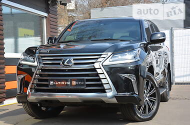 Позашляховик / Кросовер Lexus LX 2017 в 