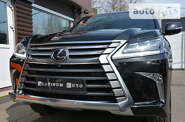 Позашляховик / Кросовер Lexus LX 2017 в 