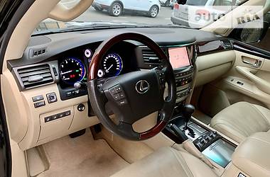 Внедорожник / Кроссовер Lexus LX 2011 в Киеве