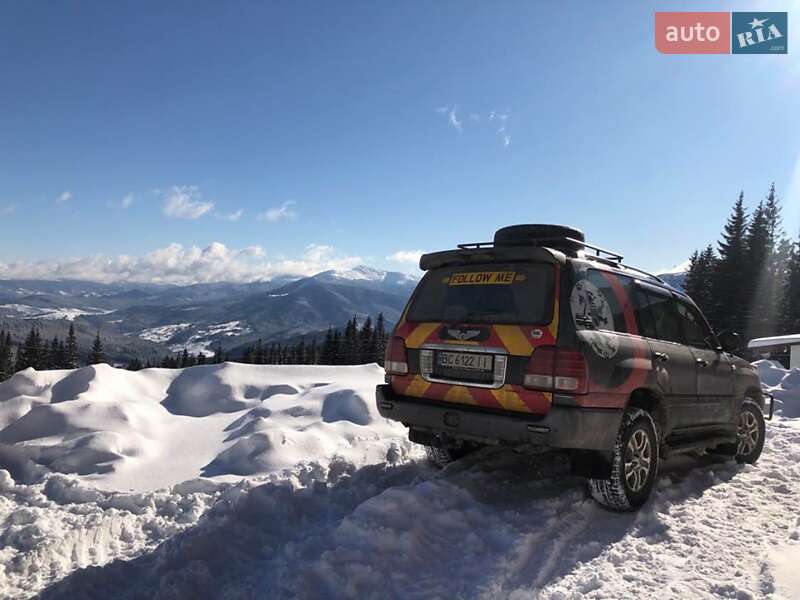 Позашляховик / Кросовер Lexus LX 2006 в Львові
