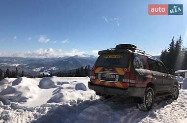 Внедорожник / Кроссовер Lexus LX 2006 в 