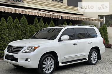 Позашляховик / Кросовер Lexus LX 2008 в 