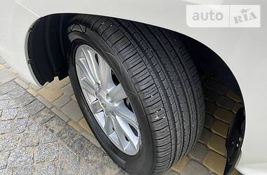 Позашляховик / Кросовер Lexus LX 2008 в 