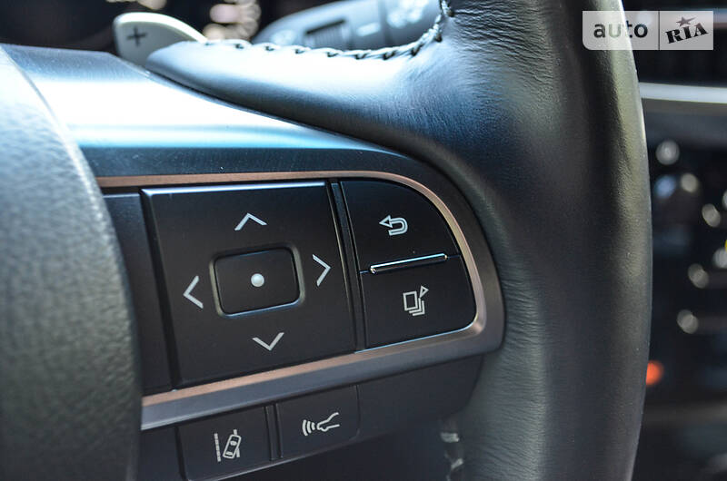 Позашляховик / Кросовер Lexus LX 2016 в Києві