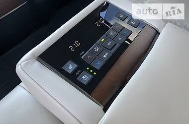 Внедорожник / Кроссовер Lexus LX 2016 в 