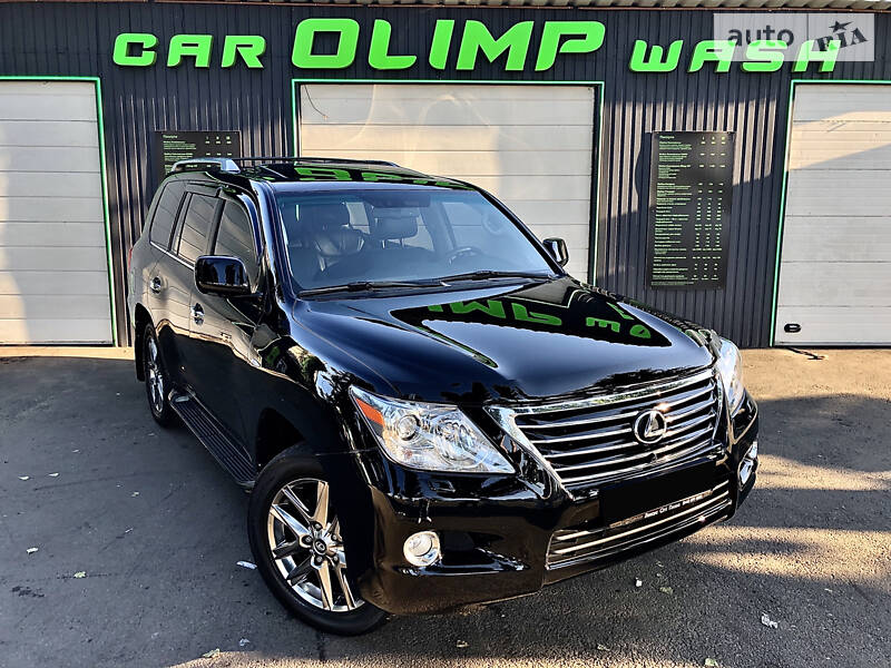 Позашляховик / Кросовер Lexus LX 2011 в Києві