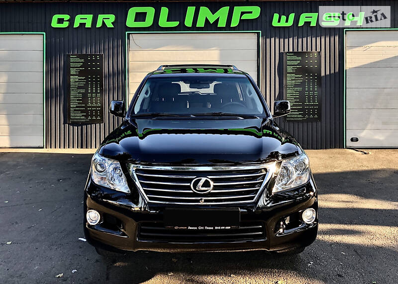 Позашляховик / Кросовер Lexus LX 2011 в Києві
