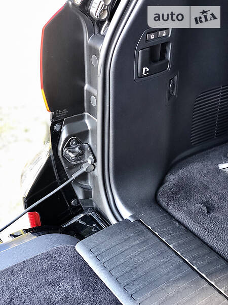 Позашляховик / Кросовер Lexus LX 2011 в Києві