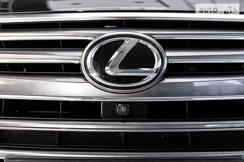 Позашляховик / Кросовер Lexus LX 2017 в Одесі