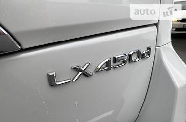Внедорожник / Кроссовер Lexus LX 2017 в Киеве
