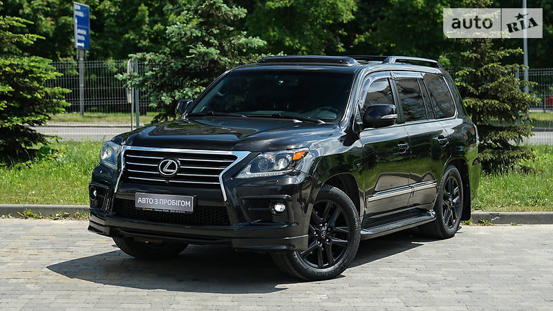 Внедорожник / Кроссовер Lexus LX 2015 в 